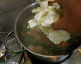 Foto langkah ke 6 dari resep Sop Ceker.... (1).