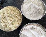 A picture of step 1 of Missi roti.