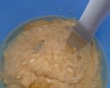 A picture of step 2 of 1 bowl banana nut muffins.