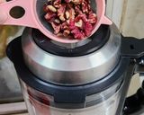 Hình bước làm 3 của món Sữa đậu đen + óc chó + hạnh nhân🍶🍶🫘🫘
