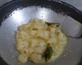 Foto langkah ke 5 dari resep Tumis Cecek/Kikil Bumbu Kuning.