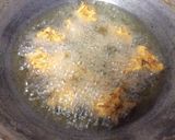 A picture of step 3 of Crispy bottle gourd, onion and carrot pakora.