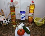 Foto del paso 1 de la receta Ensalada de tomate pepino y cebolla