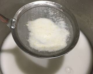 Dawet Cendol (rice & casava flour) - Step 1