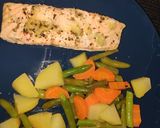 Foto del paso 5 de la receta: Salmón al vapor con verduritas en thermomix