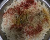 A picture of step 4 of Whole chicken stuffed with rice.