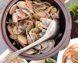 Hình bước làm 4 của món Ngao hoa hấp