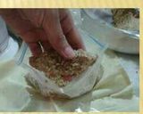 Foto del paso 4 de la receta: Receta 2 de 3 Rollo de nuez,coco y galleta