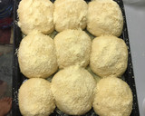 Foto del paso 6 de la receta: Panecitos con queso rallado