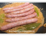 Foto del paso 5 de la receta: Salchichas al vino