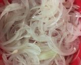 Hình bước làm 2 của món Gỏi bắp bò tái tắc