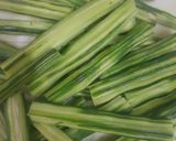 A picture of step 1 of Sohanjana ki phali (drumsticks).