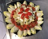 Une image de l'étape 9 de Salade de jeunes endives aux tomates, feta grecque et persil (sauce au miel et cidre).