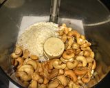 A picture of step 3 of Coconut Cashew Butter...because peanut butter gets boring.