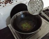 A picture of step 4 of Leftover fried rice.
