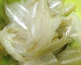 Hình bước làm 2 của món Canh Chua Cá Mai