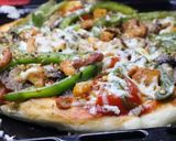 சிக்கன் பிஸ்ஸா (Chicken pizza recipe in tamil) ரெசிபி ஸ்டேப் 7 புகைப்படம்