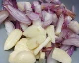 Foto langkah ke 1 dari resep Tumis Kerang Dara.