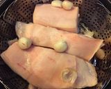 Hình bước làm 1 của món Sấu kho, thịt luộc