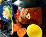 Foto langkah ke 2 dari resep #7 Ca Sawi Putih+Sosis Simple Sederhana.