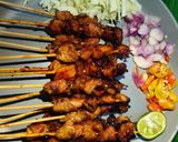 Foto langkah ke 9 dari resep Sate Paha dan Kulit Ayam Teflon.