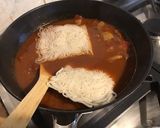 Une image de l'étape 9 de Ramens au bœuf, champignons, tomates, prune et coriandre.