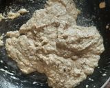 A picture of step 4 of Methi matar malai.