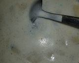 A picture of step 2 of Laziza rabri falooda.