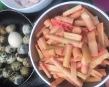 Hình bước làm 1 của món Thịt kho măng trứng cút