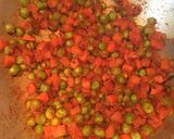 A picture of step 6 of Carrot and Peas Curry.
