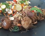 รูปขั้นตอนการทำที่ 4 ของ หมี่ข้าวกล้องผัดฮังเลแห้ง #leftover #upcycle No.6