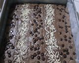 Foto langkah ke 7 dari resep Brownis Panggang Tebel Lembut 3 Telur dengan Oven Tangkring.