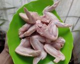 Foto langkah ke 1 dari resep Sayap Ayam Manis Hot.