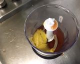 Une image de l'étape 1 de Sauce salade à la prune et pain d'épices.