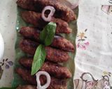 A picture of step 5 of Seakh kabab.