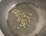 A picture of step 2 of Methi malai mutter.