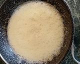 Foto del passaggio 3 della ricetta Cheesecake alla salsa di fragole mirtilli e cioccolato fondente