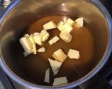Une image de l'étape 2 de Caramel au beurre et cassonade.