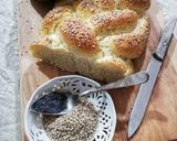 Foto del passaggio 7 della ricetta Treccia di pane al latticello a 6 capi, ricetta del riciclo 🌷
