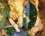 Foto langkah ke 4 dari resep Ayam ungkep bumbu kuning.