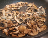Foto del paso 3 de la receta: Pizza con masa quebrada