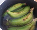A picture of step 1 of Shallow Fried Green Bananas.