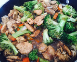 Foto del paso 7 de la receta: Pollo con brócoli y soja