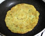A picture of step 3 of Moong Dal Cheela.
