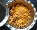 A picture of step 2 of Stuffed Masala Besan Roti.