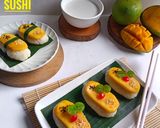 Foto langkah ke 6 dari resep Manggo Sticky Rice Sushi.