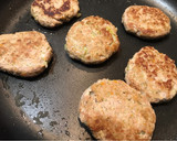 Foto del paso 4 de la receta: Mini Hamburguesa con verduras para bebé