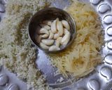 રાજસ્થાની લીલી હળદરનું શાક (Rajasthani Lily Halder Shak Recipe In Gujarati) રેસીપી સ્ટેપ1ફોટો