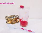 Foto langkah ke 3 dari resep Strawberry latte by mamitakaeshi.