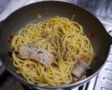 A picture of step 8 of Garlic Sautéed Spaghetti.